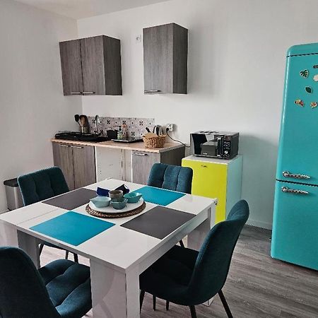Appartement 4 Personnes Vue Mer A Santec Au Pied De La Plage Du Dossen Exterior foto