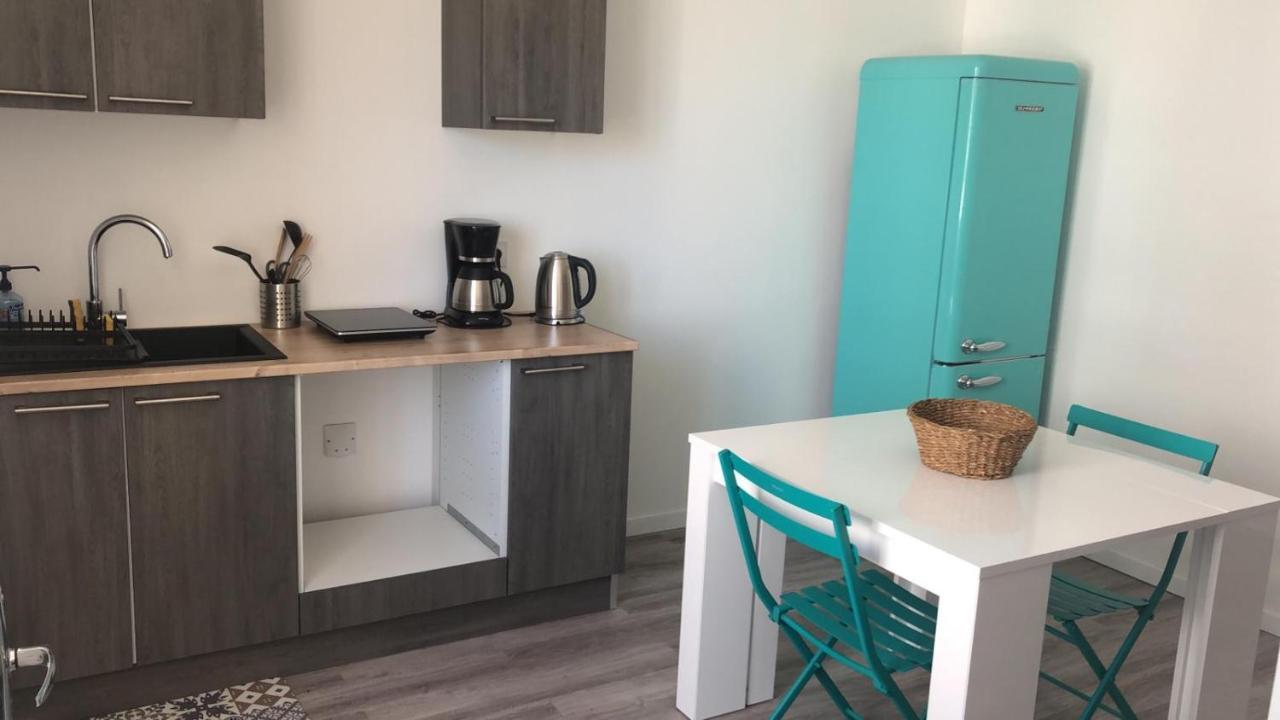Appartement 4 Personnes Vue Mer A Santec Au Pied De La Plage Du Dossen Exterior foto